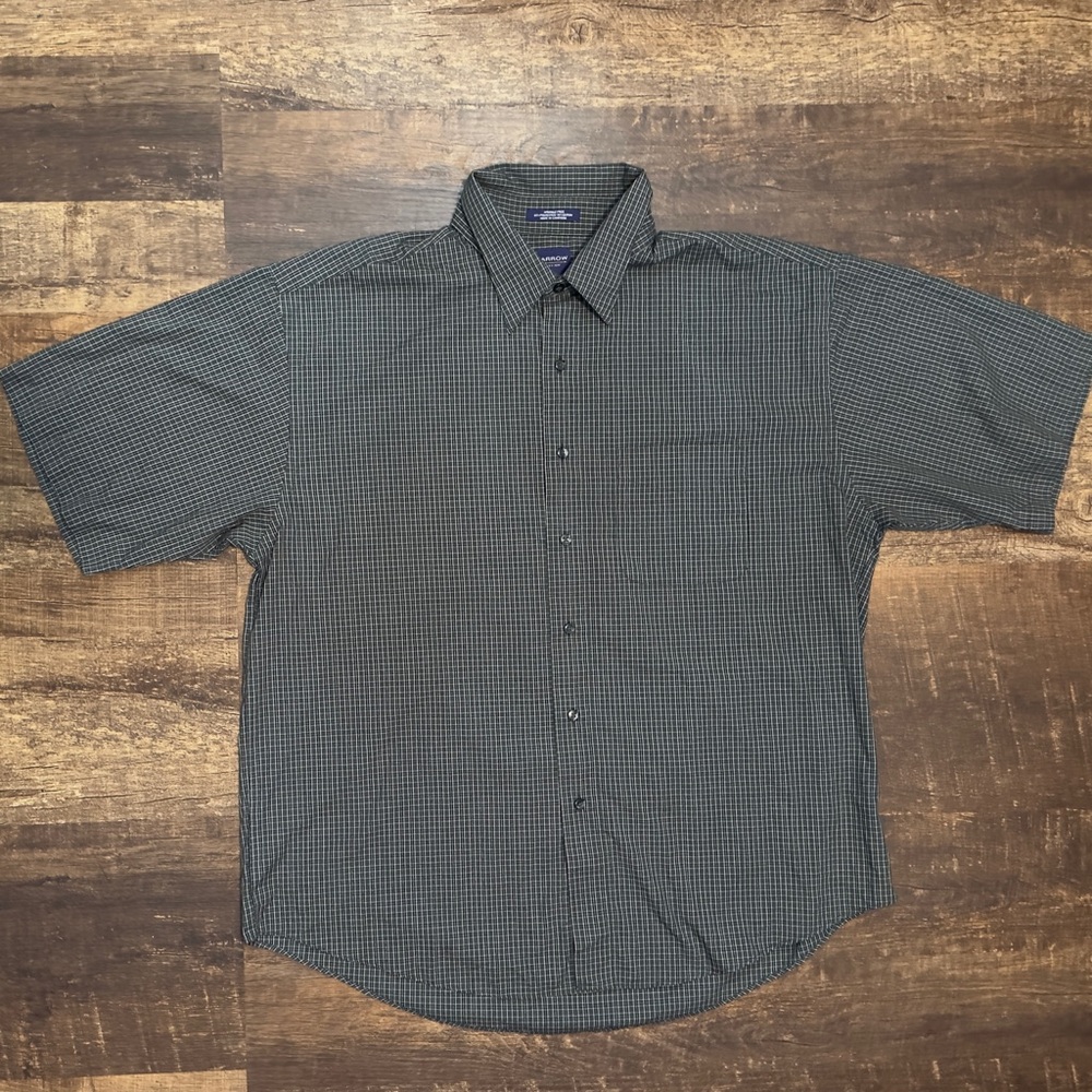 Arrow dad button up ／(^o^)＼
